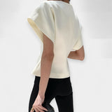 Lucia | Elegantne top minimalistliku disainiga