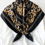 Galina Musta Foulard (100% zīds – 88 cm)